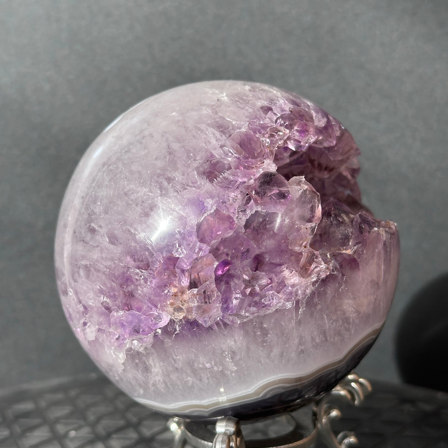 Collector Grade Brazilian Agate & Amethyst – Open Mouth Druzy Formation