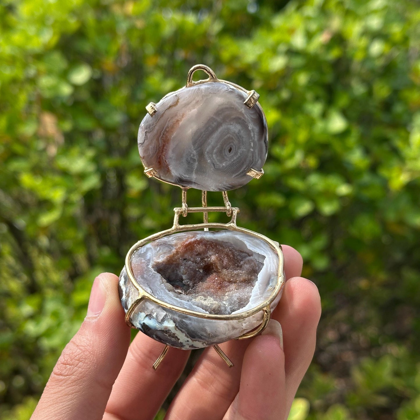 Natural Agate Geode Jewelry Box, Brazilian Sugar Druzy Crystal Trinket Case on Metal Stand, Ring Bearer Pick Exact A-D