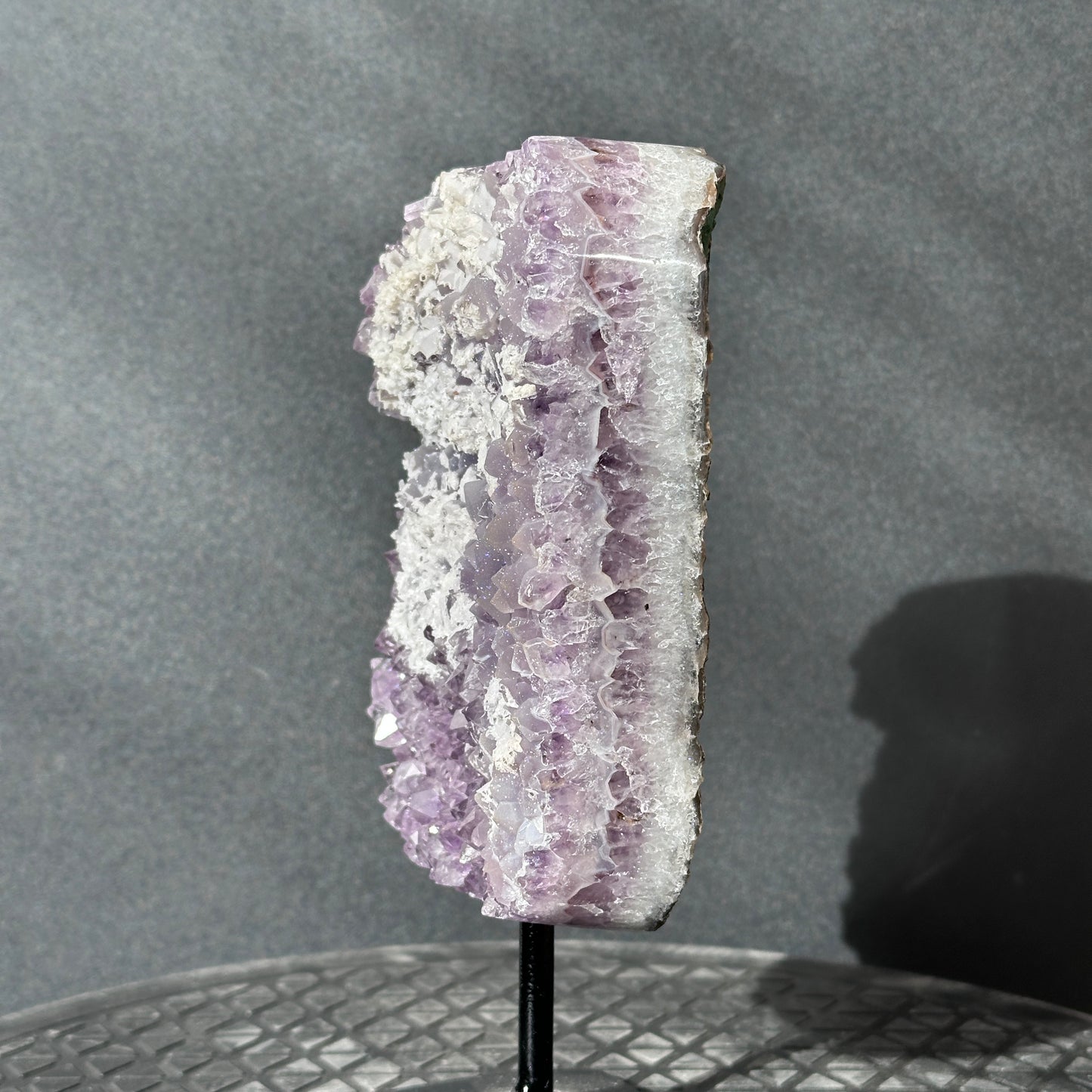 Collector Grade Brazilian Amethyst – Calcite Coexistence with Soft Sugar Texture