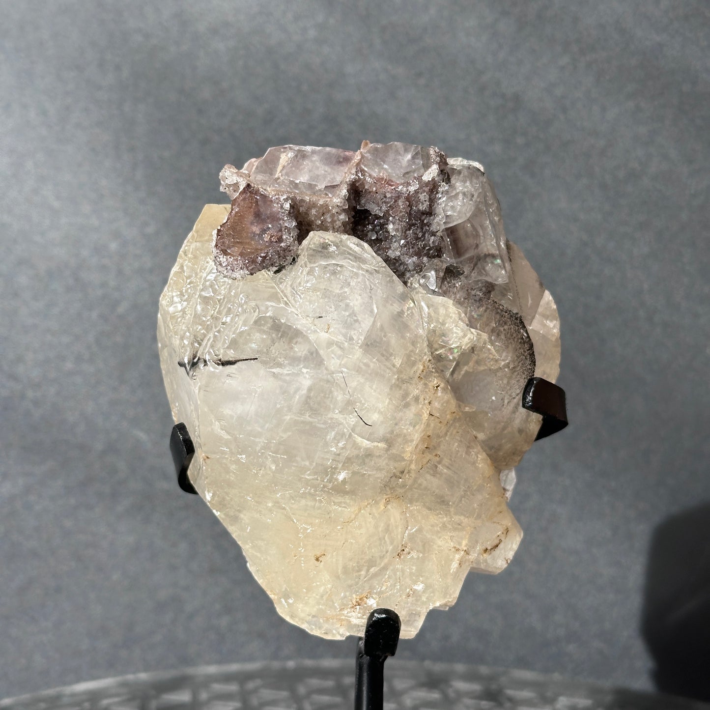 Collector Grade Brazilian Amethyst – Calcite Coexistence with Sugar Texture