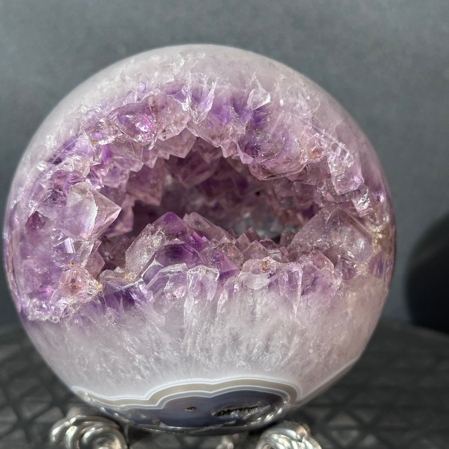 Collector Grade Brazilian Agate & Amethyst – Open Mouth Druzy Formation