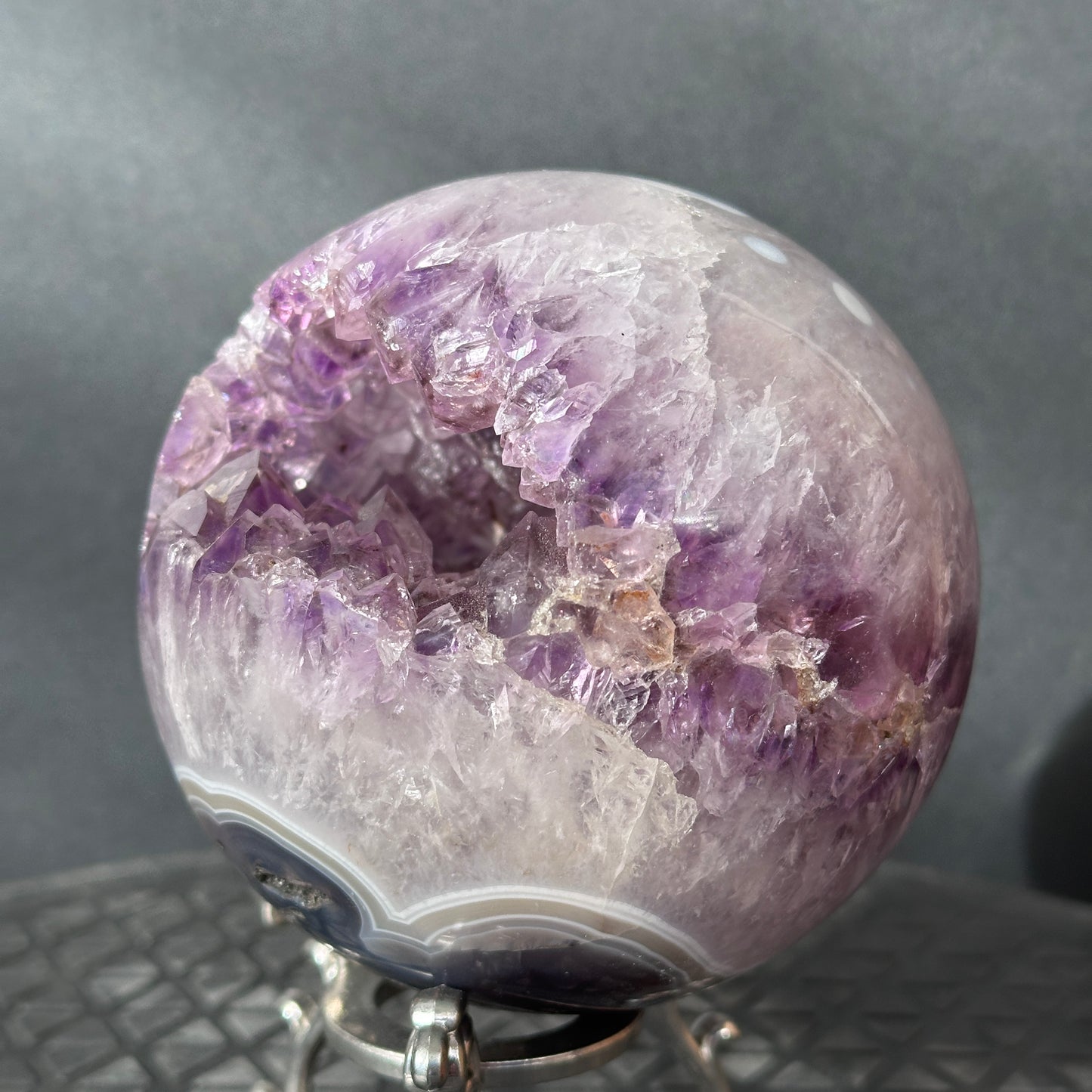 Collector Grade Brazilian Agate & Amethyst – Open Mouth Druzy Formation