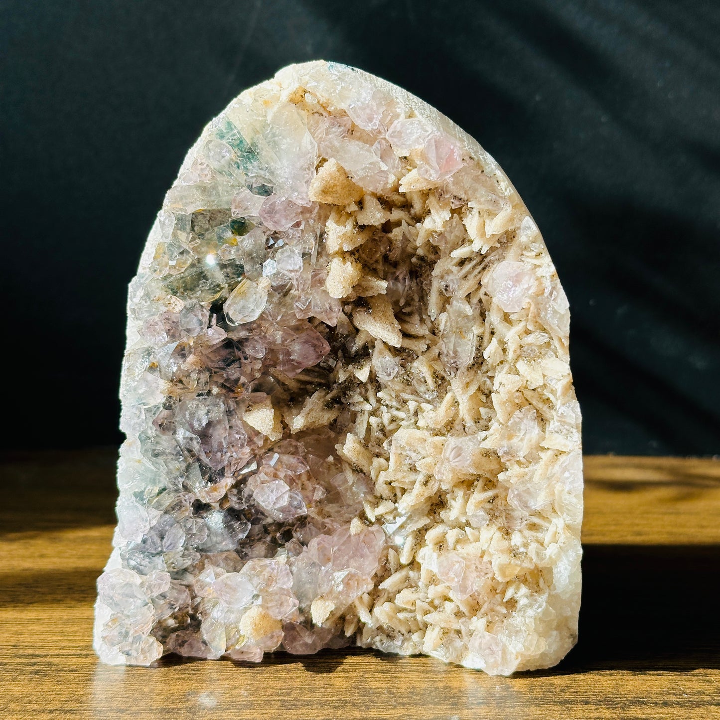 Collector Grade Brazilian Amethyst Cluster – Calcite Coexistence with Sugar Texture