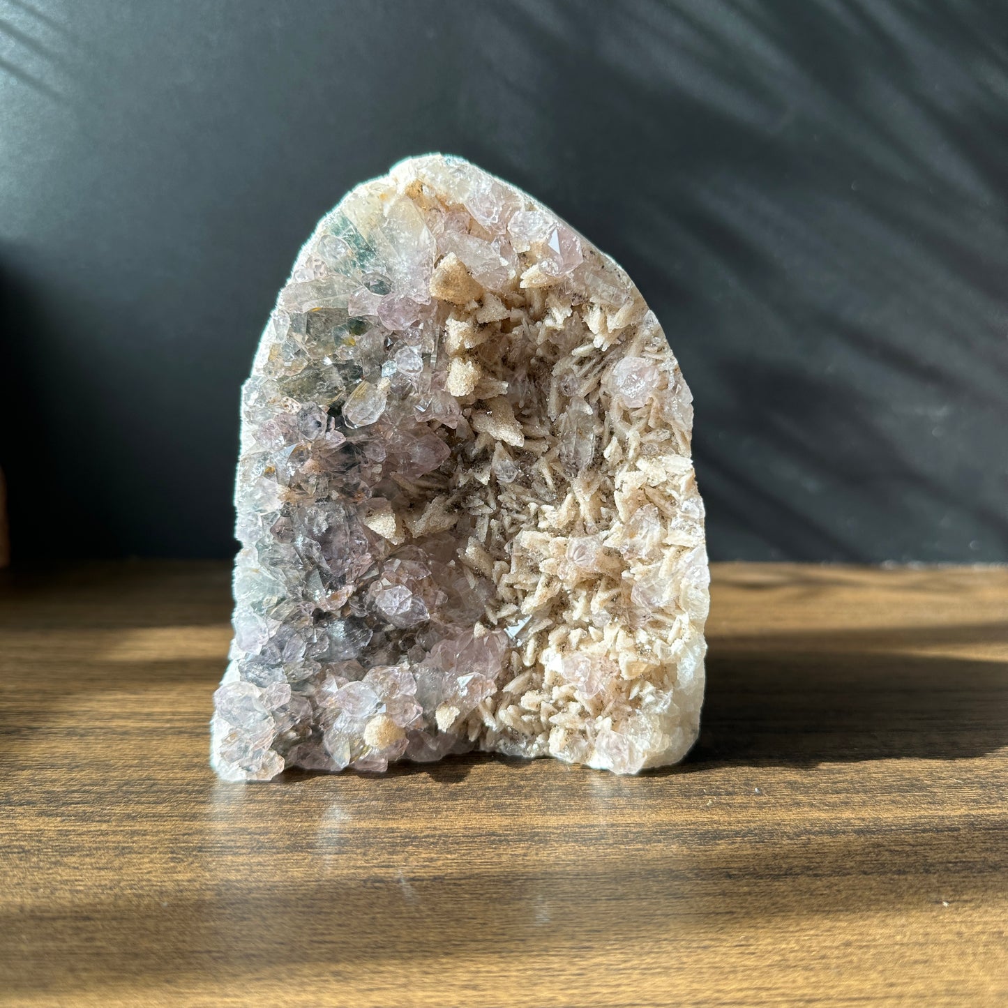 Collector Grade Brazilian Amethyst Cluster – Calcite Coexistence with Sugar Texture