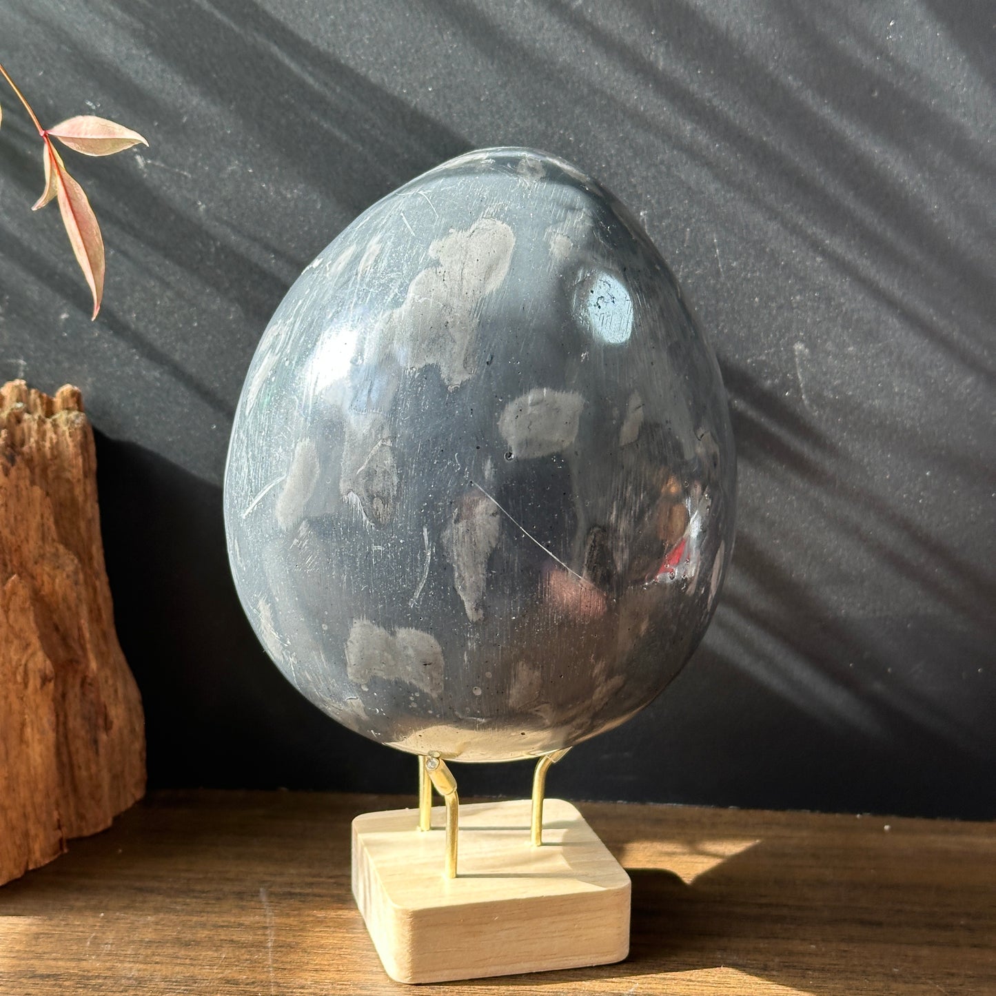 Uruguayan Amethyst Dragon Egg