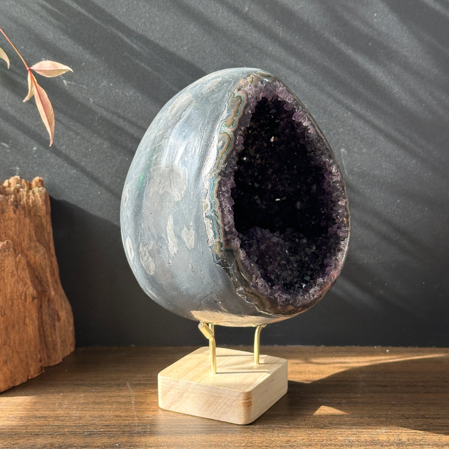 Uruguayan Amethyst Dragon Egg