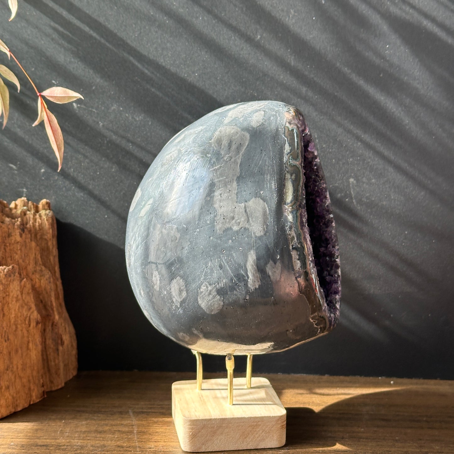 Uruguayan Amethyst Dragon Egg