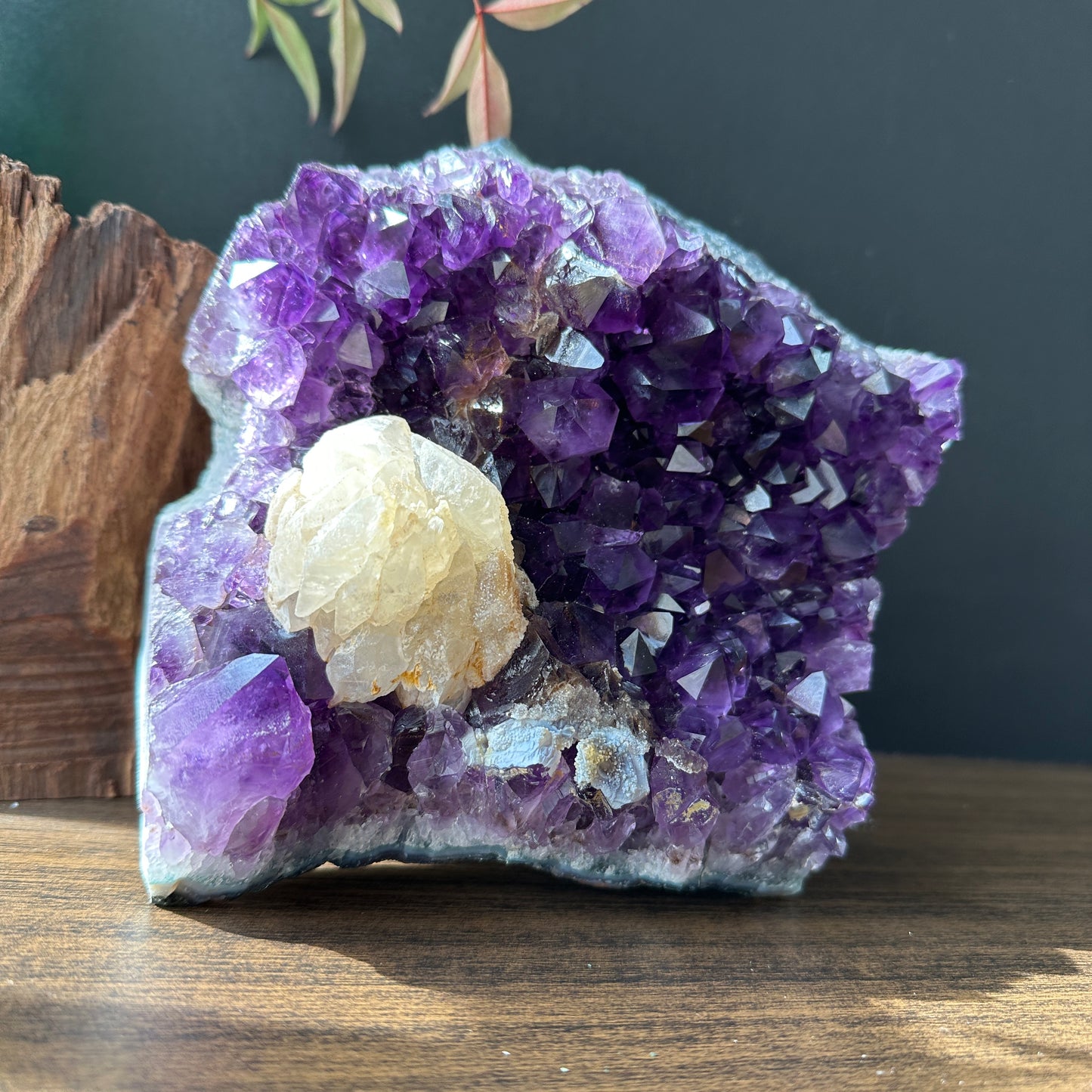 Uruguayan Amethyst with Calcite Coexisting Rough Stone