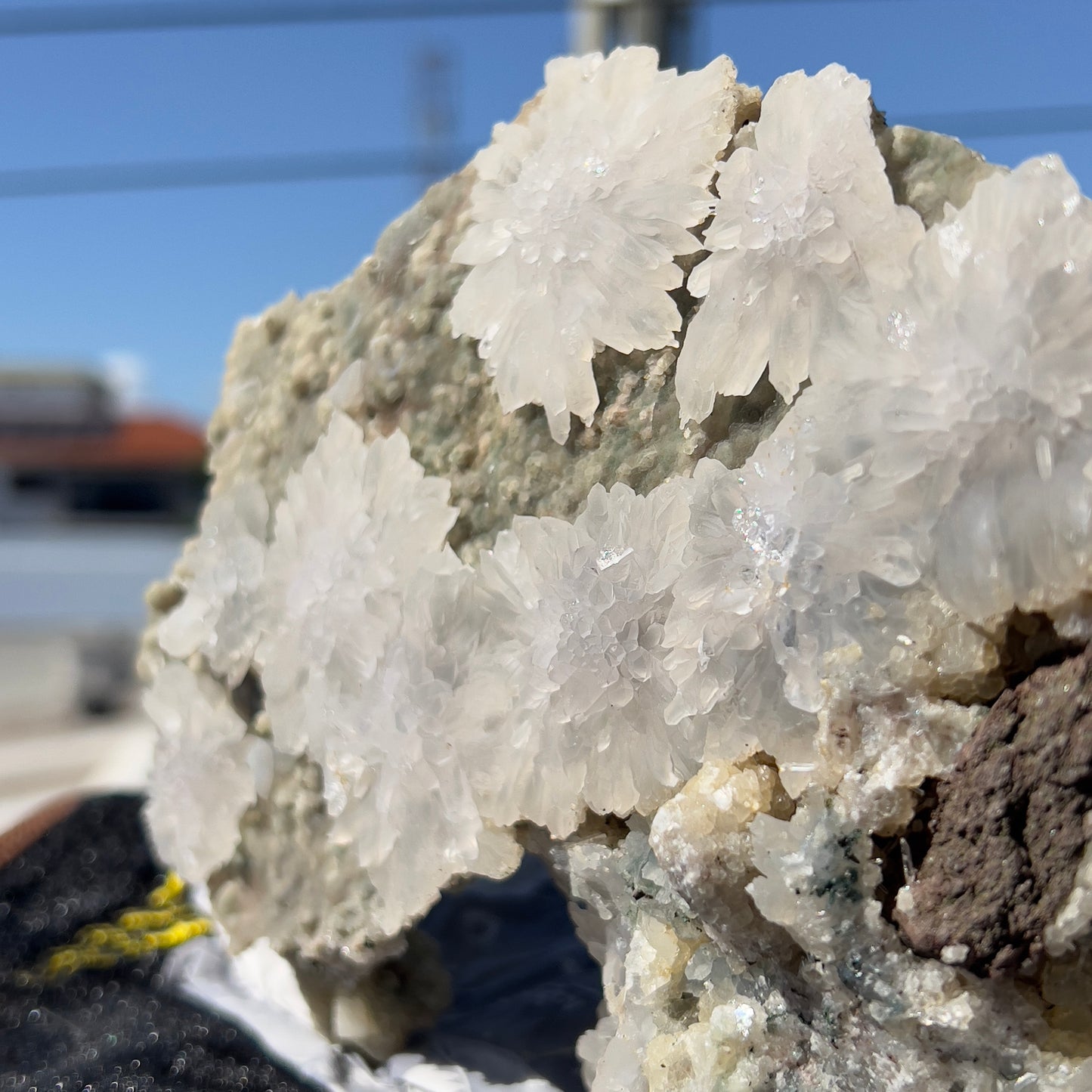 Natural Starburst Quartz Cluster on Green Epidote, Daisy Flower Crystal Specimen, Raw Crystal Cluster , Healing Crystal Home Decor