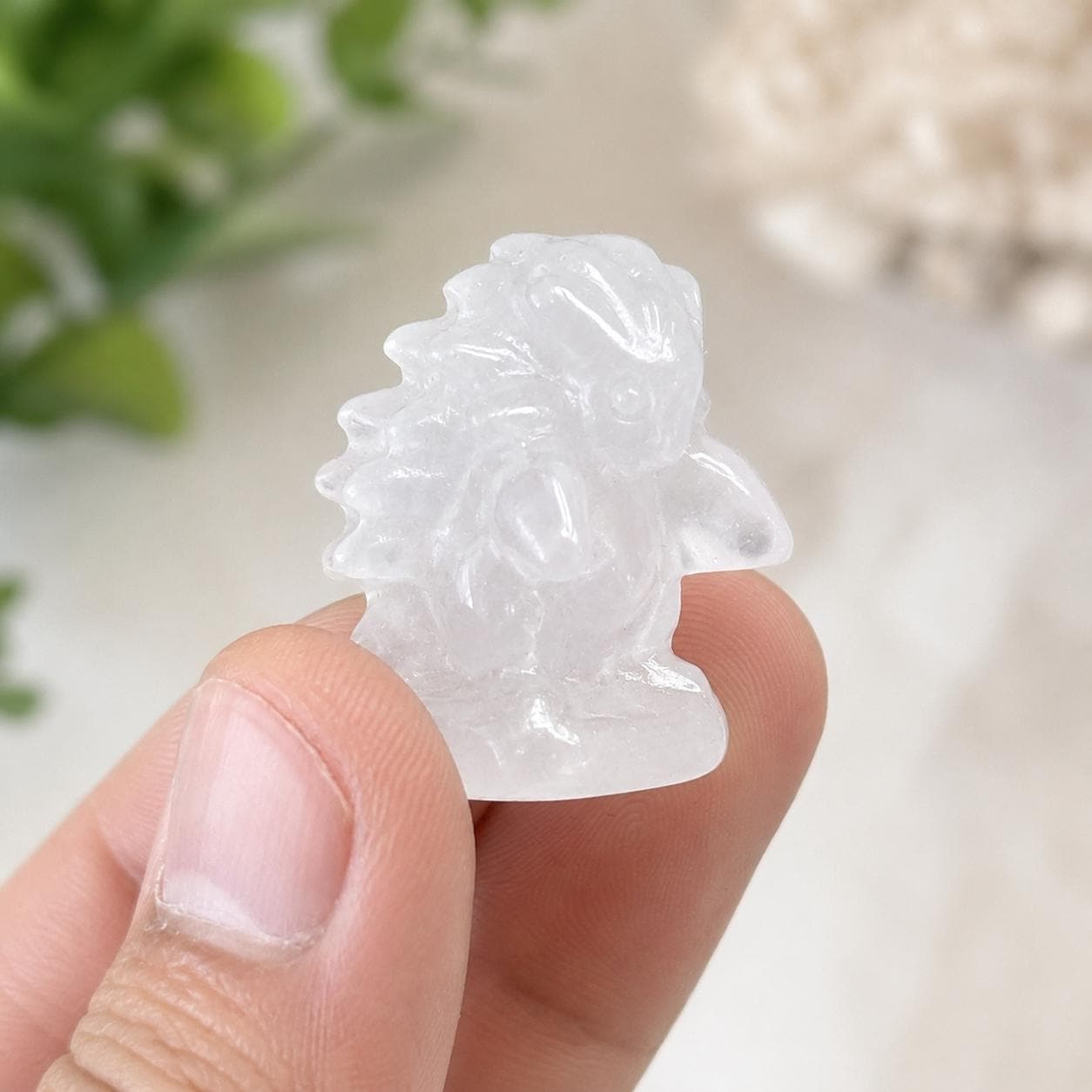 Cute Crystal Hedgehog Carving, Green Aventurine Obsidian Clear Quartz Rose Quartz Cats Eye Yellow Jade Mini Animal Gift