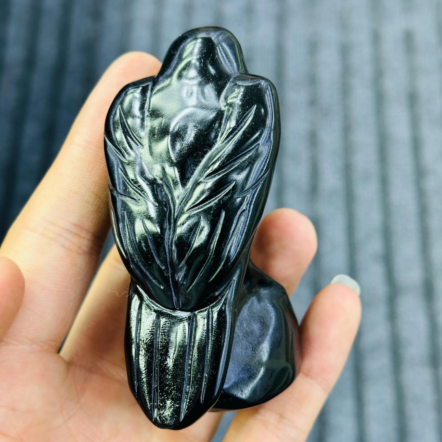 Black Obsidian Crow Carving, Natural Crystal Raven Bird Statue, Gothic Witchy Crystal Decor Gift