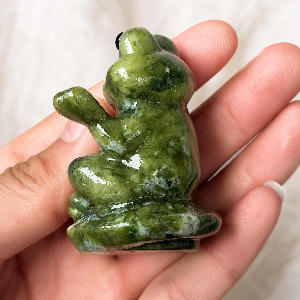 Cute Xiuyan Jade Frog Carving, Serpentine Jade Mini Frog Figurine, Small Crystal Animal Gift, Desk Deco - view 8