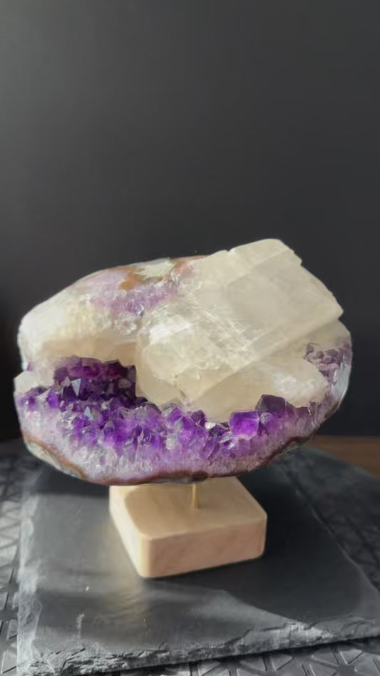 Uruguayan Amethyst with Calcite Coexisting Rough Stone